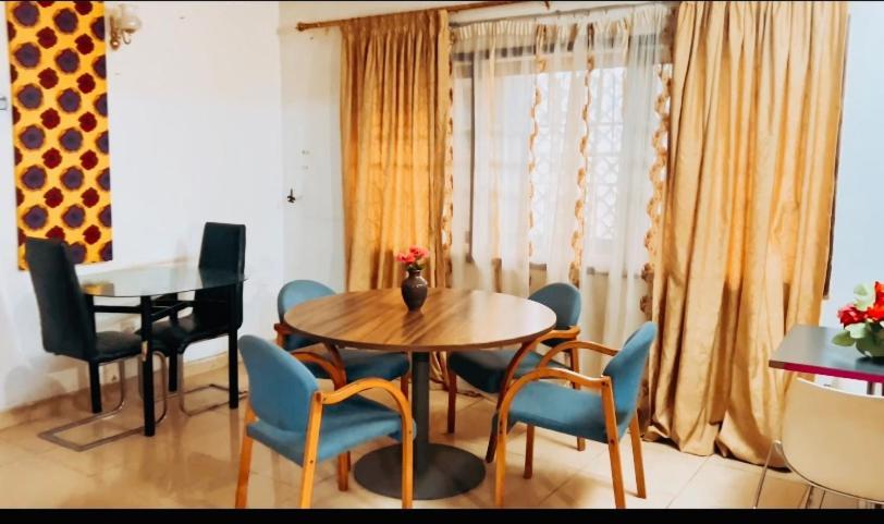 Zunox Guest House Φρίταουν Εξωτερικό φωτογραφία