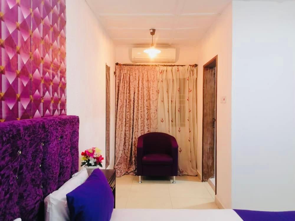 Zunox Guest House Φρίταουν Εξωτερικό φωτογραφία