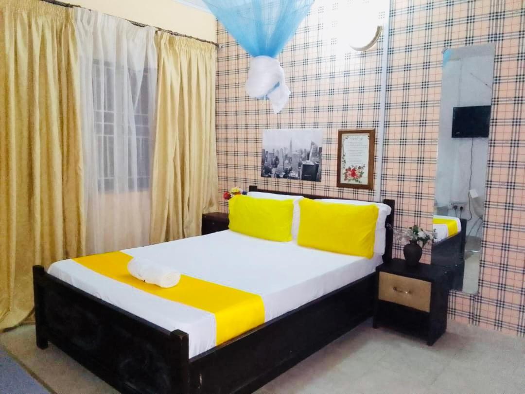 Zunox Guest House Φρίταουν Εξωτερικό φωτογραφία