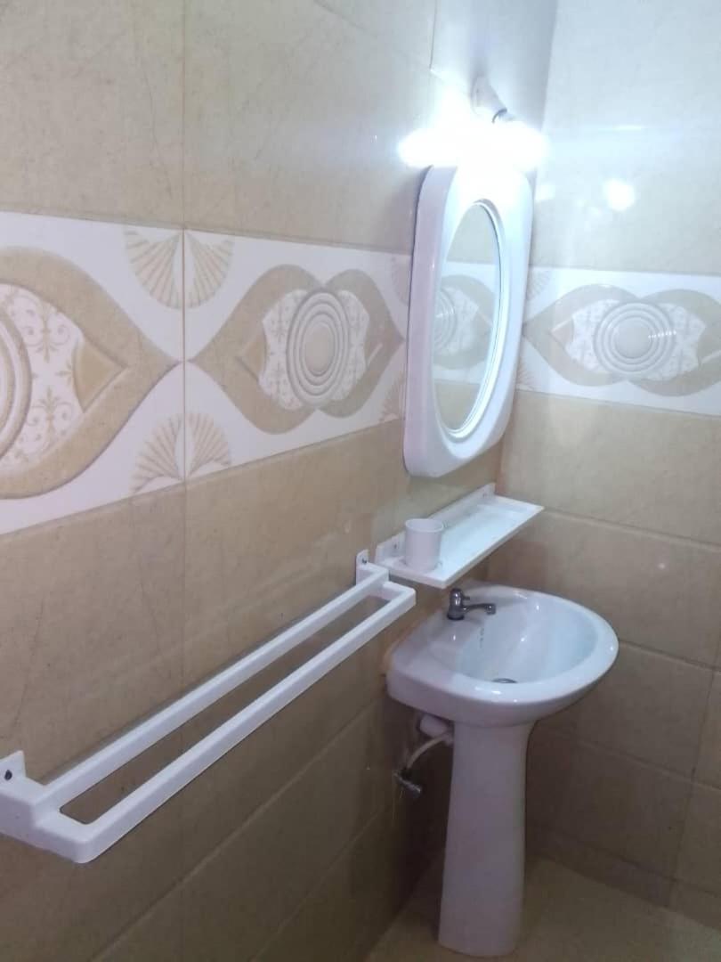 Zunox Guest House Φρίταουν Εξωτερικό φωτογραφία