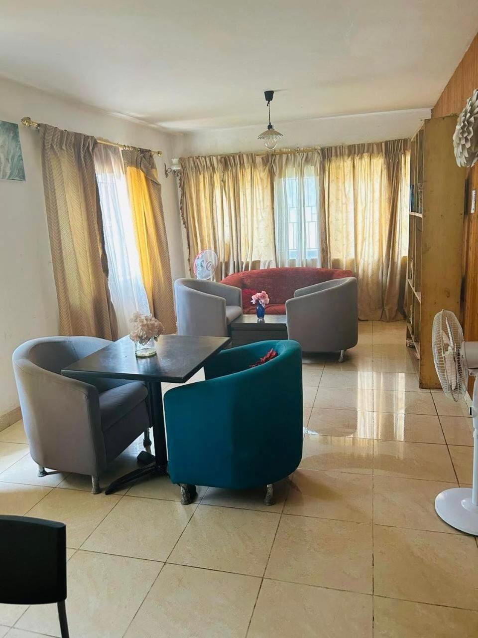 Zunox Guest House Φρίταουν Εξωτερικό φωτογραφία