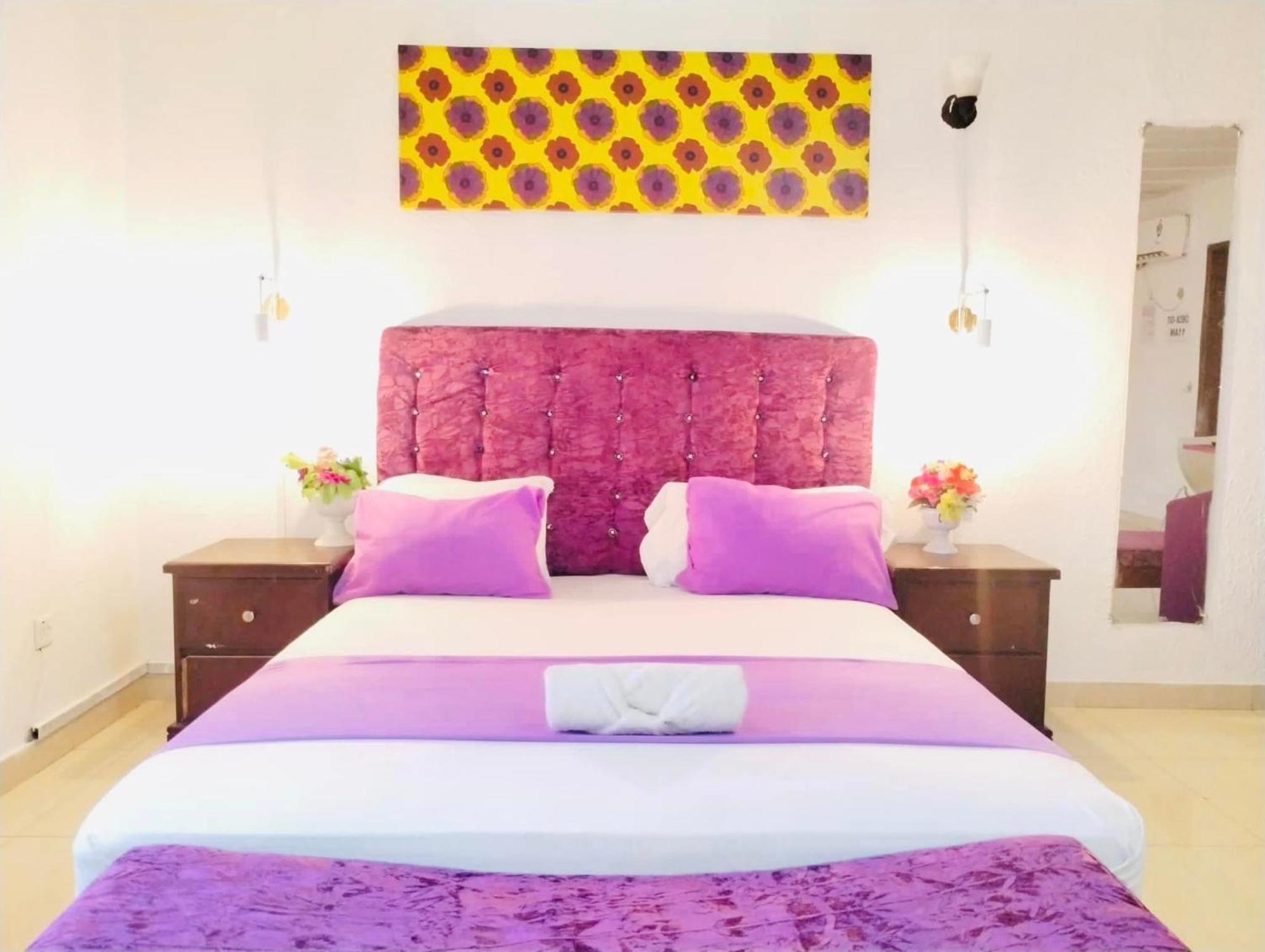 Zunox Guest House Φρίταουν Εξωτερικό φωτογραφία